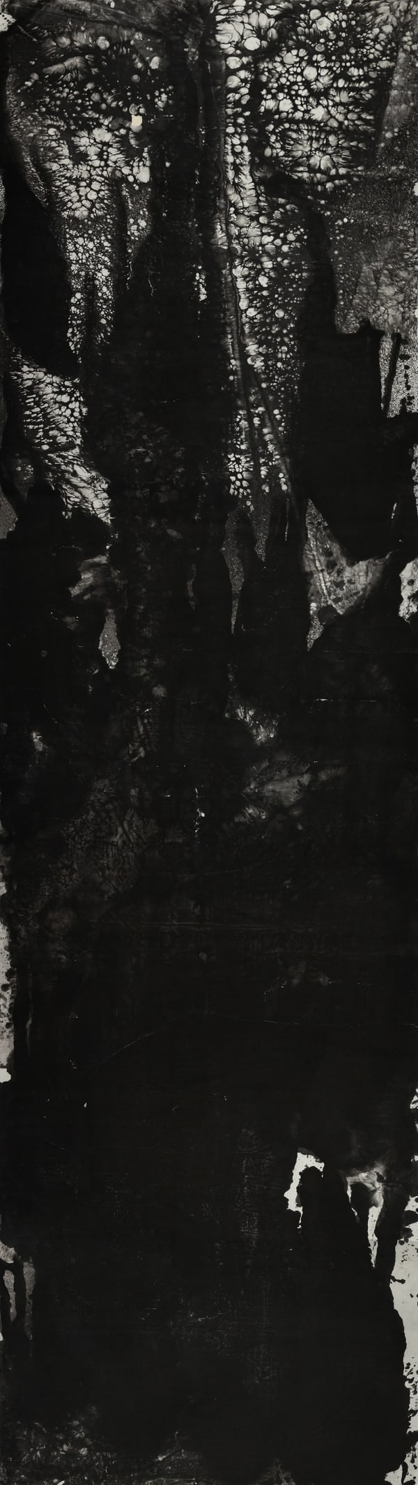 BINGYI 冰逸 Birth of Water 水生波相, 2018 Ink on paper 纸本水墨 1000 x 278 cm